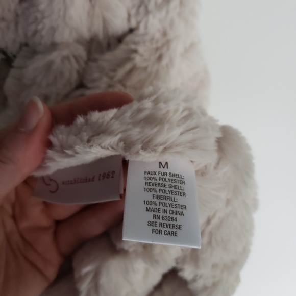 Reversible faux fur vest - Picture 7 of 8